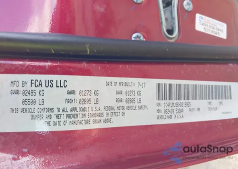 2017 Jeep Cherokee Overland z USA, uszkodzony, nr VIN 1C4PJMJS6HD219925